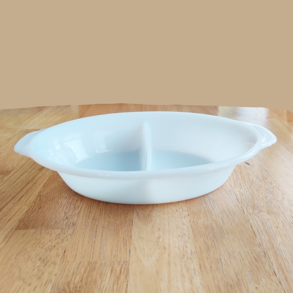 Set of 2 Divided Dishes, FIRE-KING 468 & PYREX 1063 Opal White Milk Glass, Oval - Picture 2 of 16